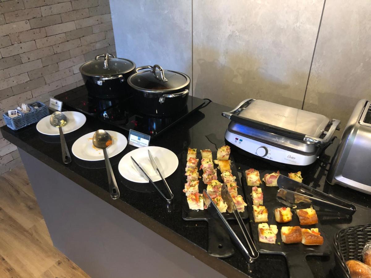 Ibis Budget Bh Savassi Belo Horizonte Luaran gambar