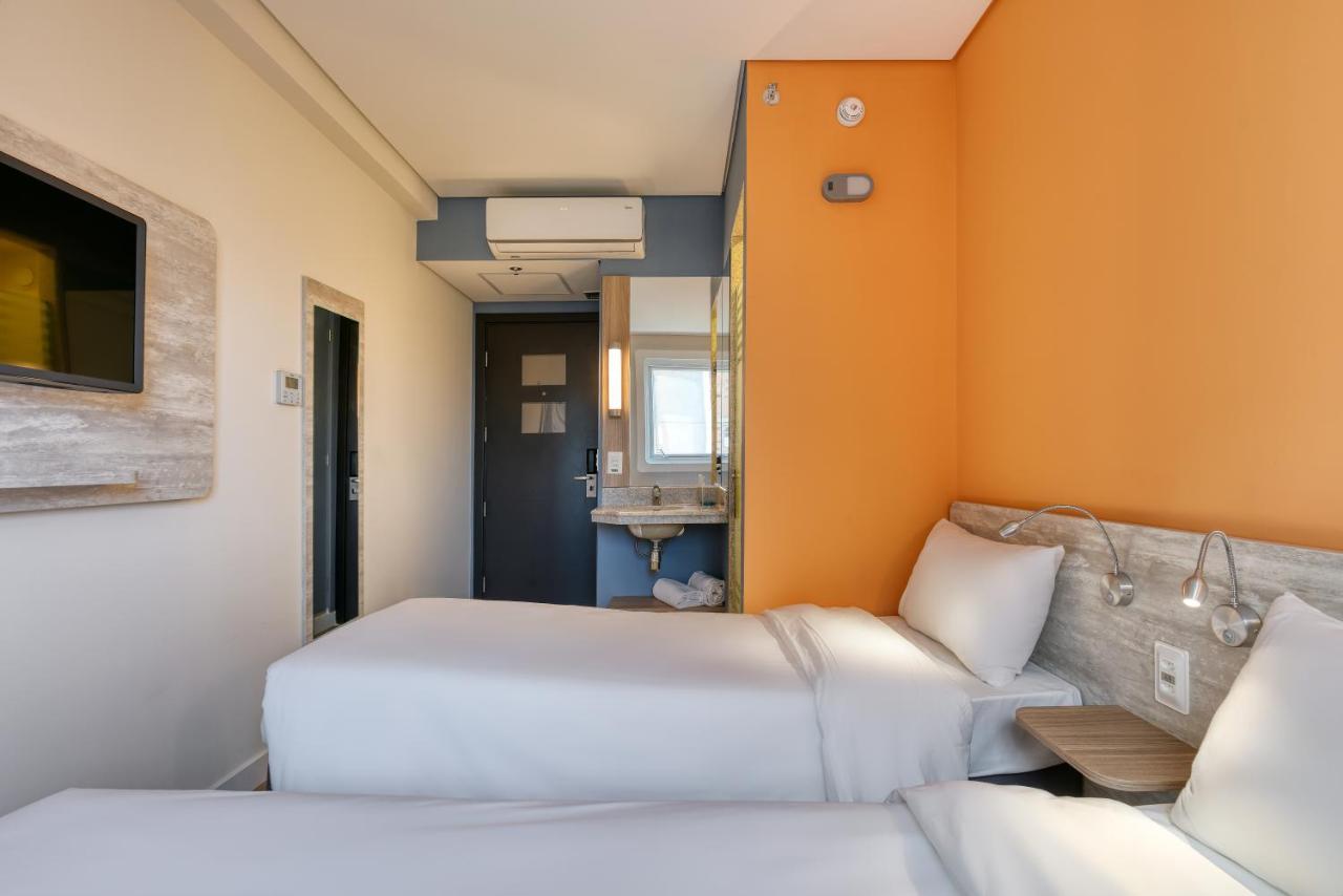 Ibis Budget Bh Savassi Belo Horizonte Luaran gambar